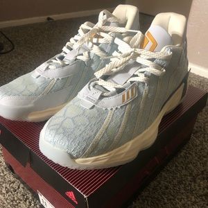 Dame 7 GCA Christmas Pack